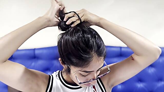 Lucky dude tears up his girlfriend´s best friend during a photoshoot - MauSexXxJ