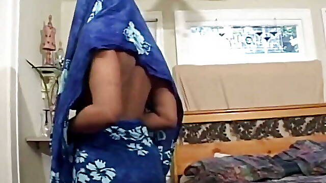 Indian housewives really like COCK - Chapter #05