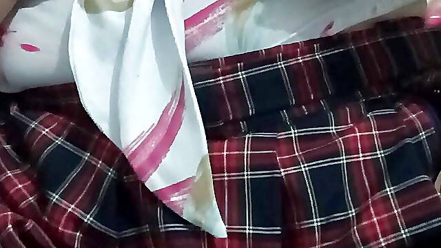 Latina masturbates for her stepdad and sends it to him on WhatsApp