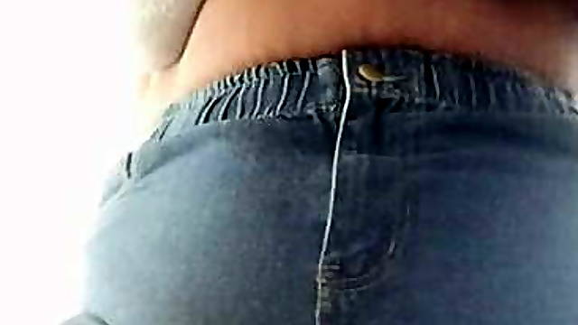 Short denim shorts, bbw, sniff sniff