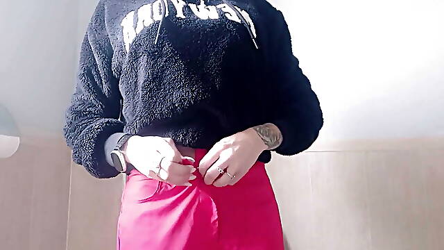 Dont Starin at Me! Im on the Toilet!