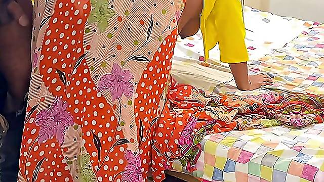 Desi Tamil Housewife sex with her landlord for apartment rent