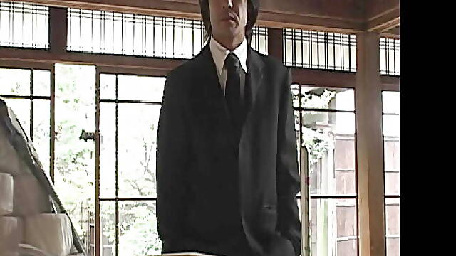 P049G04 Sensual drama of Showa lust men and women of mature women who are captivated by the sex of a perfume thief!