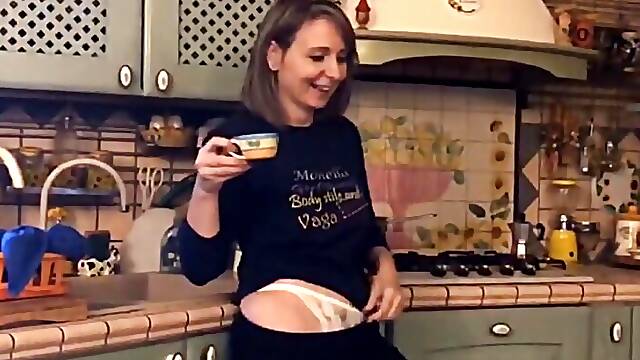 Wife fucked and buggered as she gets ready to go out