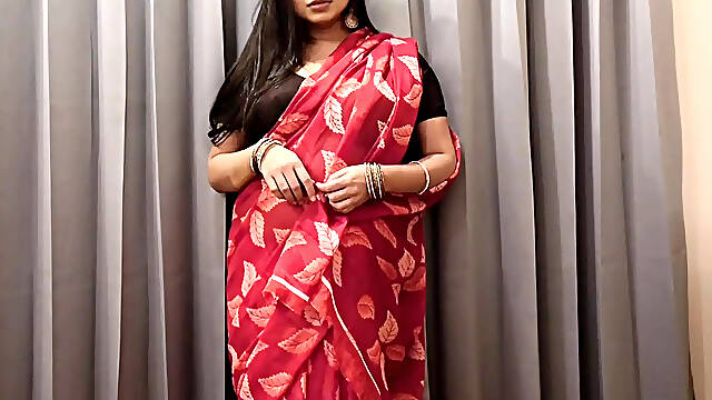 Big Ass Indian Aunty Sex with Desi Saree