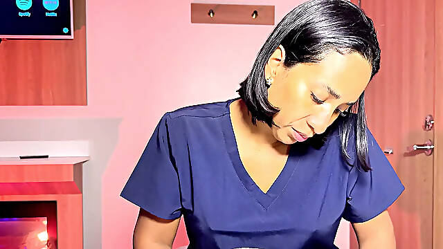 Massage with Happy Ending by a Hot MILF Leyne Rodriguez - Tantaly Sex Doll