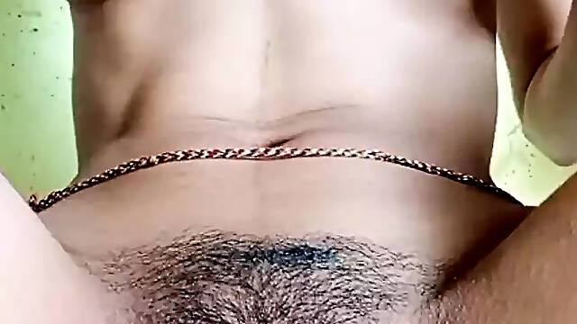 Solo girl masturbation and squirting