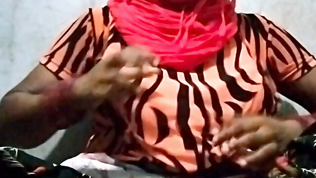 Bigg Boss Big Ass Bhabhi Tears Her Fat Ass With Dildo