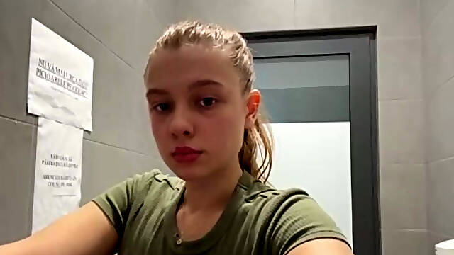 Crazy fucking in the gym