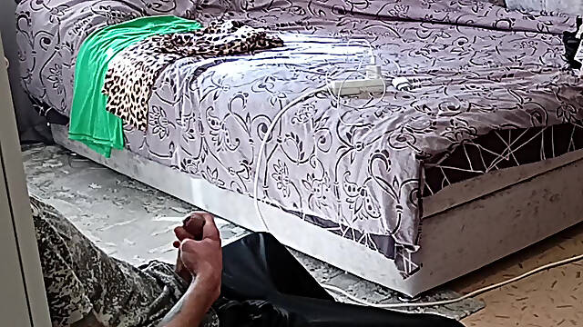 The maid didn&amp;#039;t wear panties