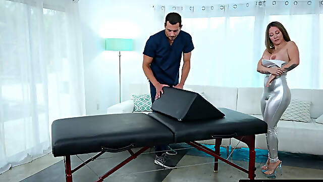 FANTASY MASSAGE - Stunning Babe Betty Foxxx Gets Her Ass Banged By Her Masseur