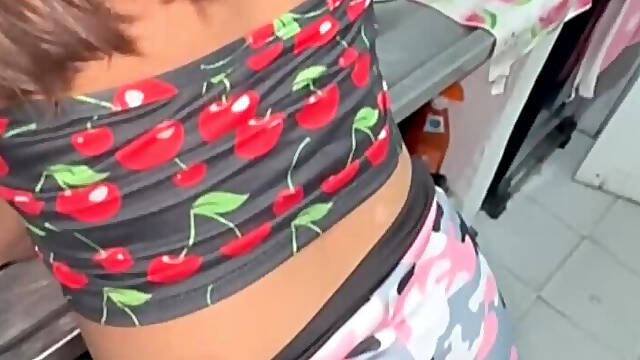 Clear Voice Hottest arab Egyptian Sharmota Muslim Wife a7a teez nar fagra in kitchen