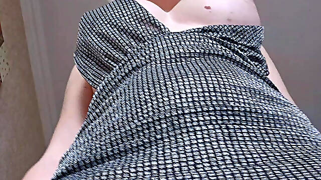 Voyeur, You Catch Me Flashing pussy - I Know Youre Looking Under My Skirt
