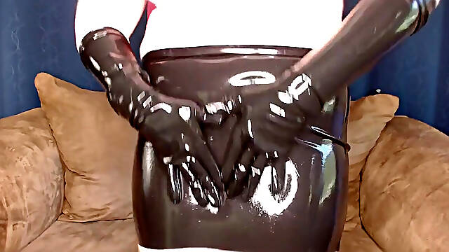 Shiny, Squeaky, Smooth