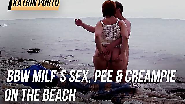 BBW milf`s sex, pee & creampie on the beach