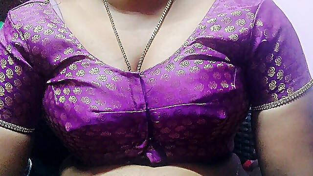 Desi House Owner Mohini Aunty Sex
