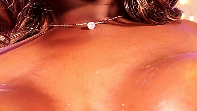 Lola Black XXX Big Creamy Tits