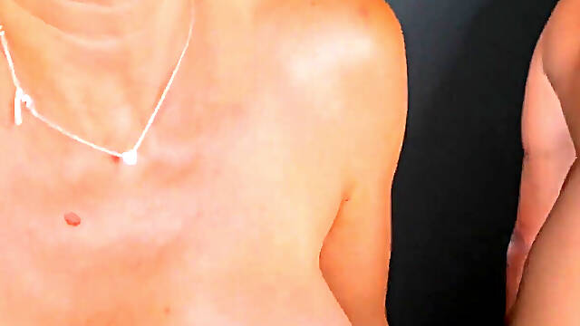 L10 MILF Extreme Live Fetish Foot Fisting Anal Destruction - Sounding Double Fisting Prolapse Enema Pissing